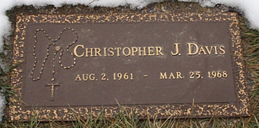 Christopher.jpg (112914 bytes)